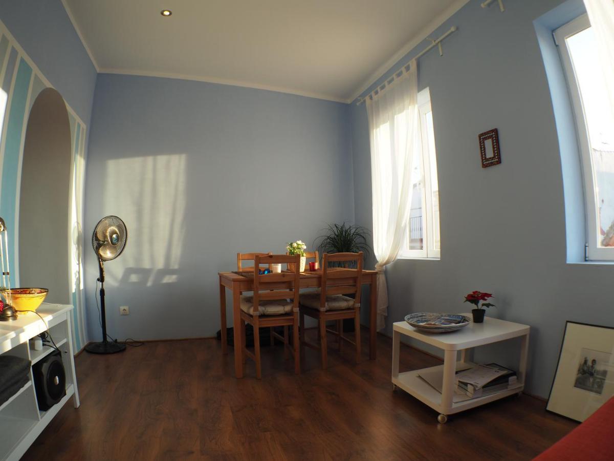 Cosy Appartment W/ Terrace In The Old City Centre Málaga Exterior foto