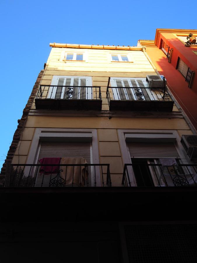 Cosy Appartment W/ Terrace In The Old City Centre Málaga Exterior foto